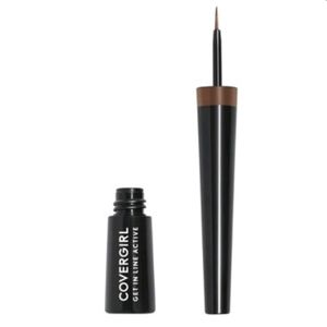 COVERGIRL Get In Line Active Liquid Liner